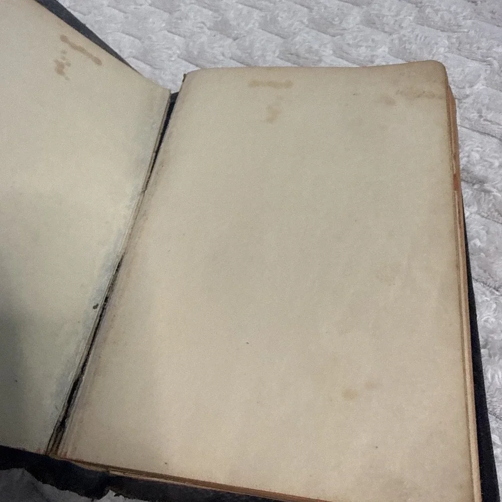 Vintage Antique KJV Holy Bible Concordance 1913 Soft Weathered Indexes Book